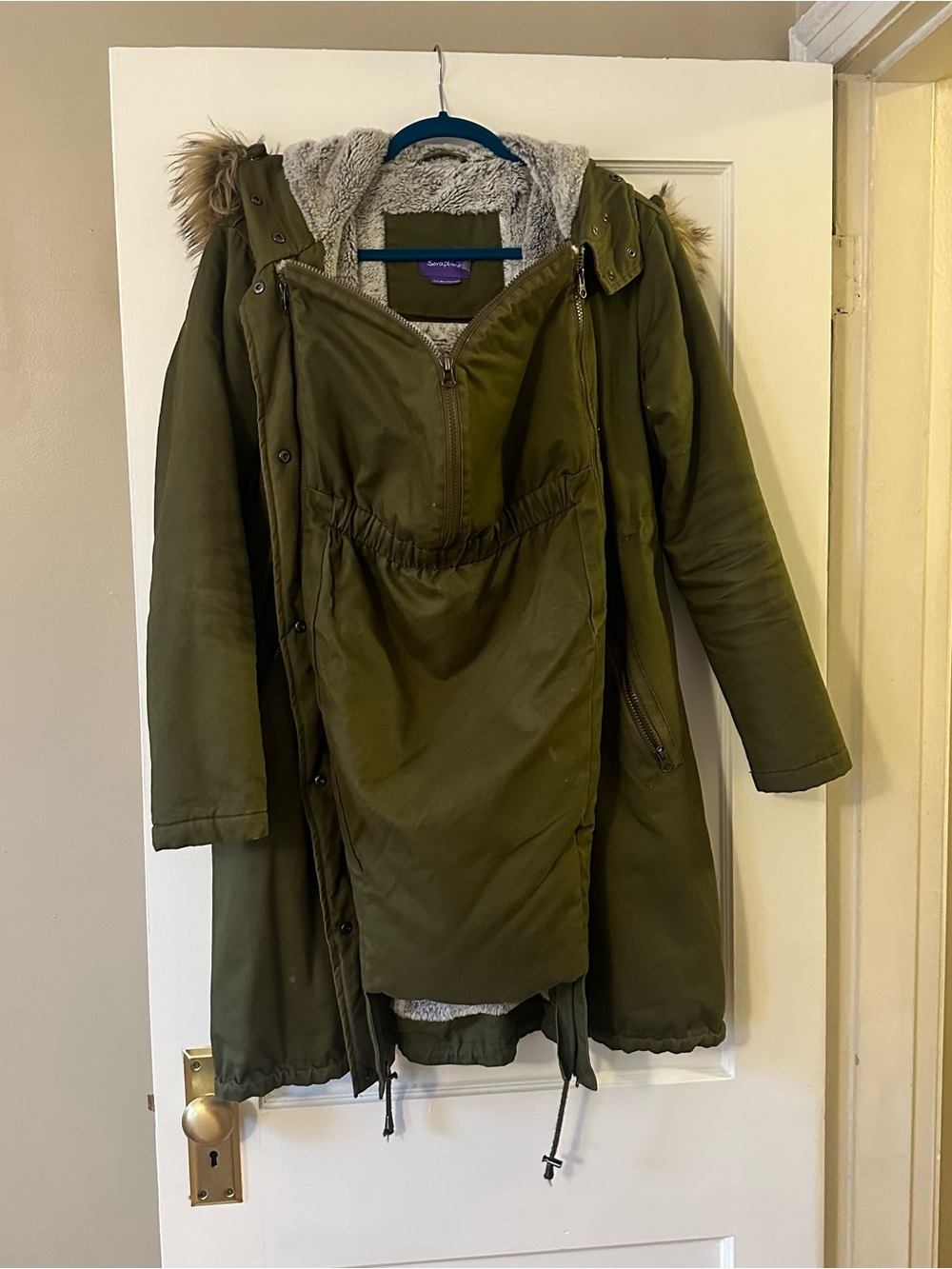 Seraphine Penelope Baby Wearing Coat 3 in 1 Green Maternity Fur Lined Parka 10 - Picture 3 of 12